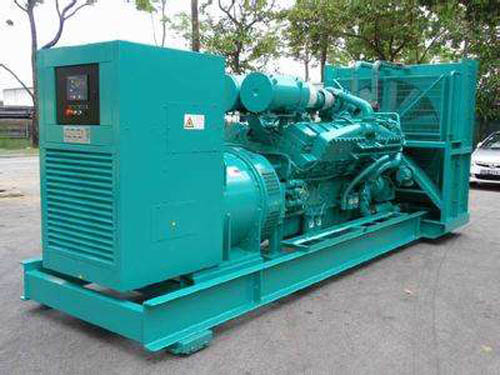 龙湖镇如何选择适合 100KW 发电机的电缆长度?