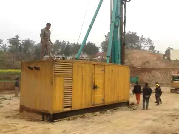 龙湖镇如何判断水冷式机油散热器密封件是否需要更换？